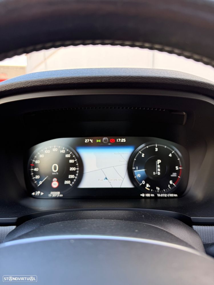 Volvo V90 D5 AWD Geartronic Inscription - 22