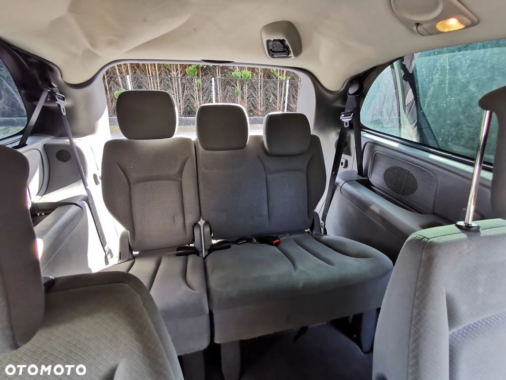Chrysler Grand Voyager 2.8 CRD Limited - 6