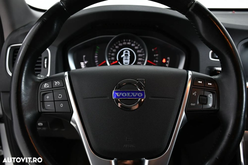 Volvo V60 D2 Start-Stop Momentum - 27