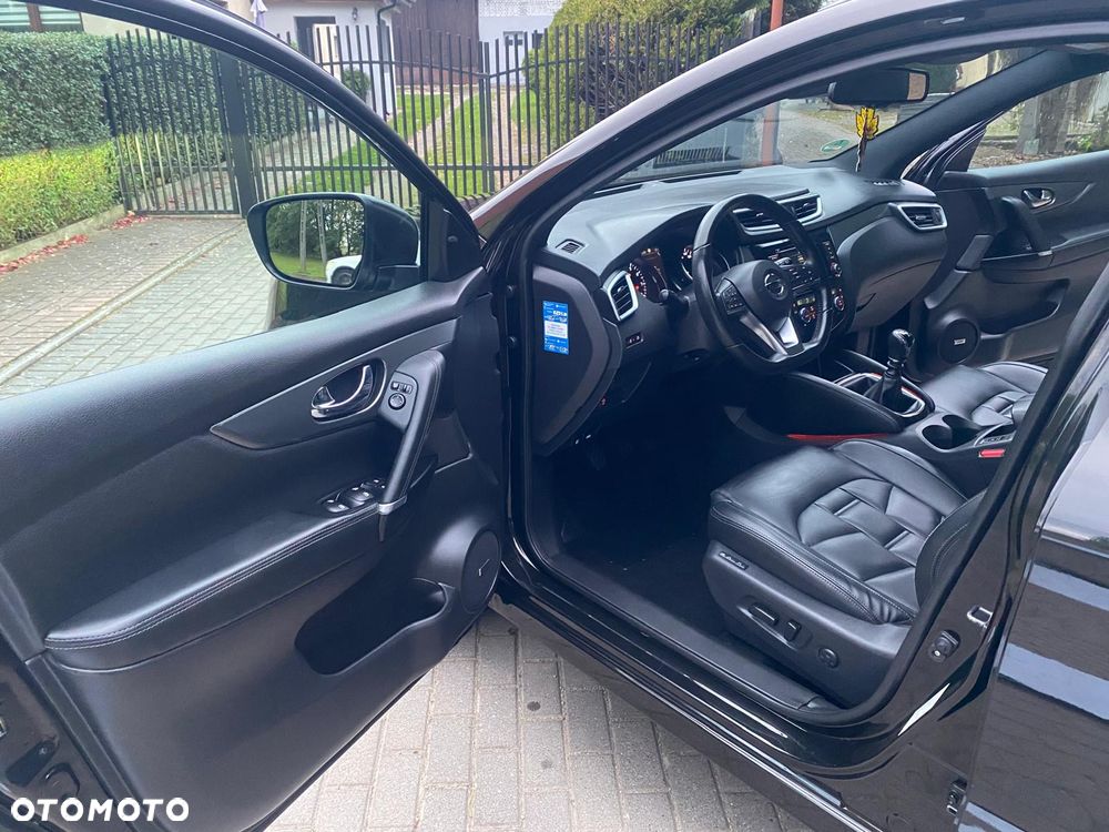 Nissan Qashqai 1.3 DIG-T Tekna+ - 36