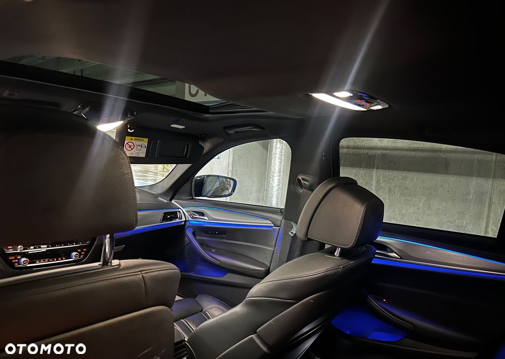 BMW Seria 5 520i M Sport sport - 24