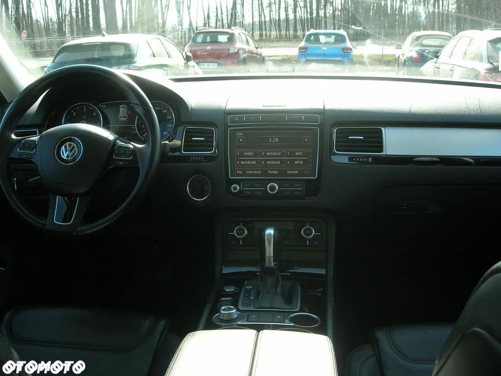 Volkswagen Touareg - 17