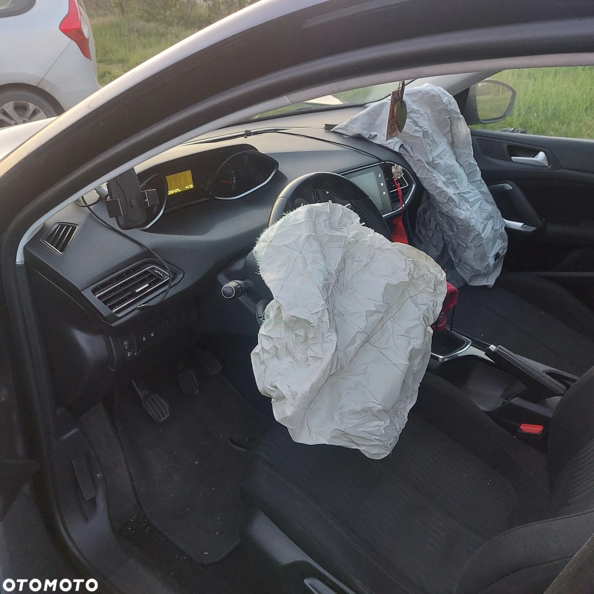 Peugeot 308 1.6 BlueHDi Active S&S - 3