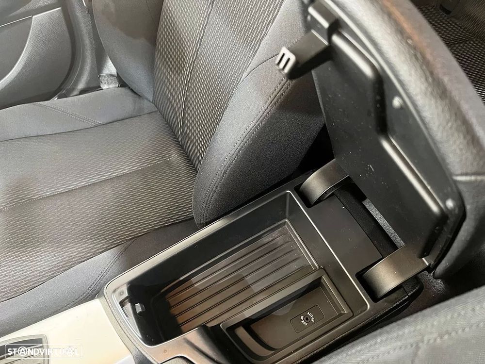 BMW 116 d EfficientDynamics - 12