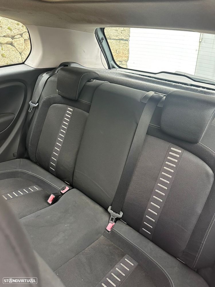 Fiat Grande Punto 1.3 M-Jet Sport - 4