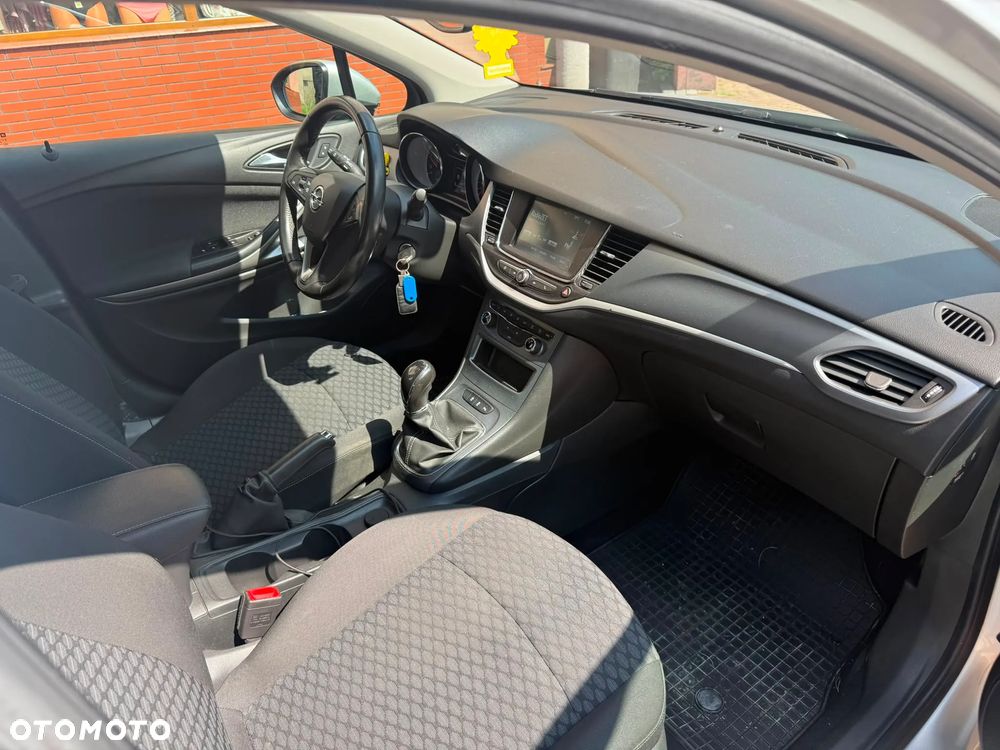Opel Astra 1.6 CDTI Dynamic - 3