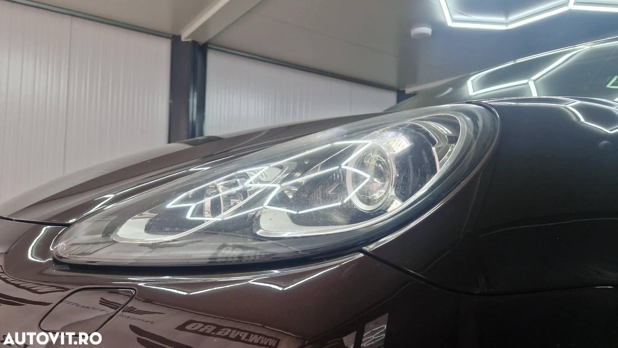 Porsche Cayenne - 7