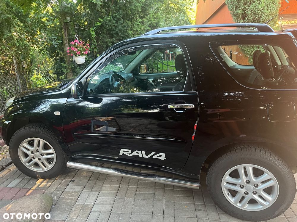 Toyota RAV4 1.8 VVT-i Luna 2WD - 3