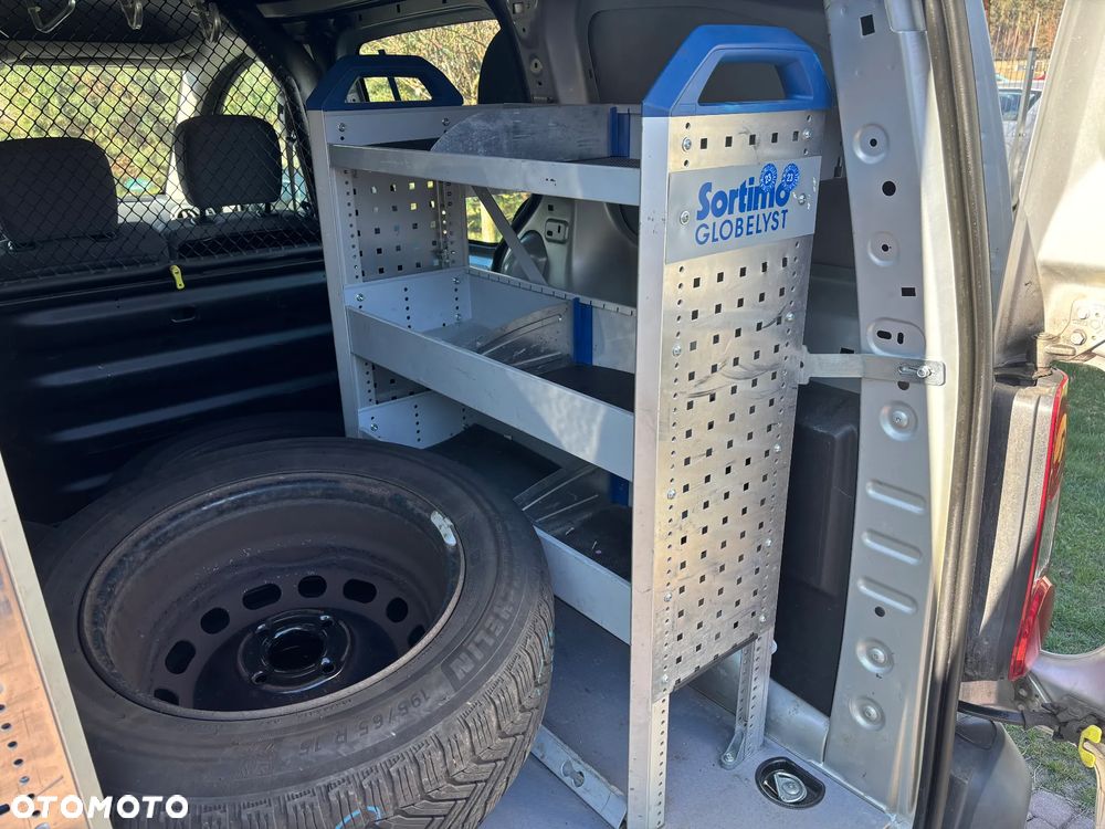 Peugeot PARTNER - 25