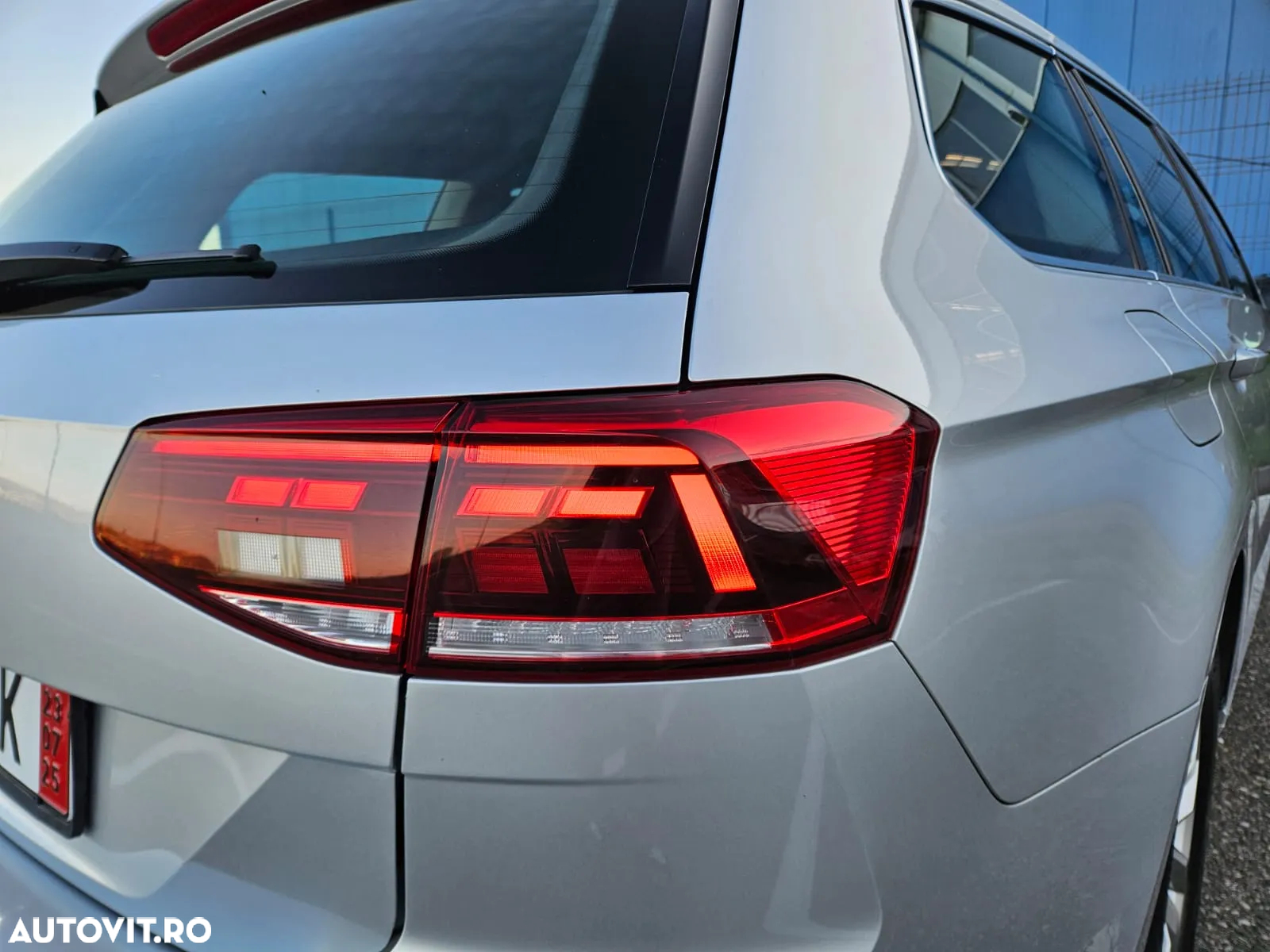 Volkswagen Passat Variant 2.0 TDI DSG Comfortline - 16