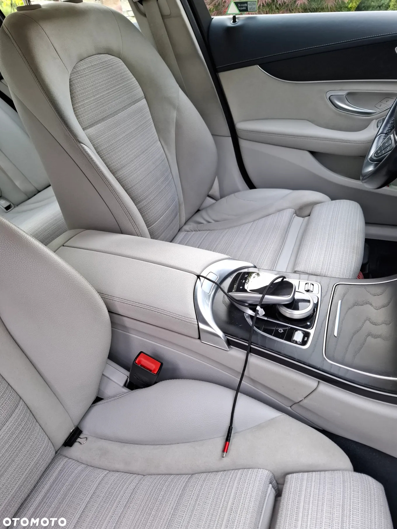 Mercedes-Benz Klasa C 200 4-Matic 9G-TRONIC - 11