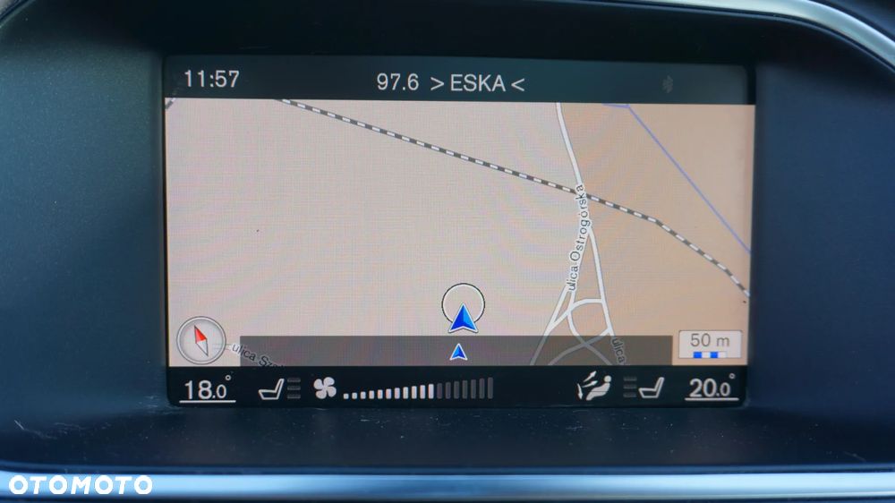 Volvo V40 Cross Country D3 Drive-E Momentum - 25