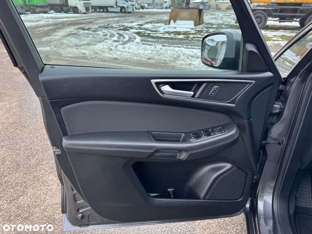 Ford S-Max 1.5 EcoBoost Titanium - 28