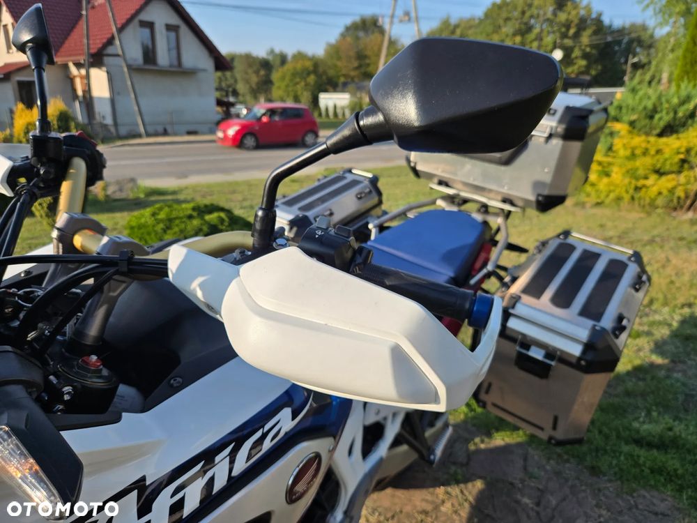 Honda CRF - 28