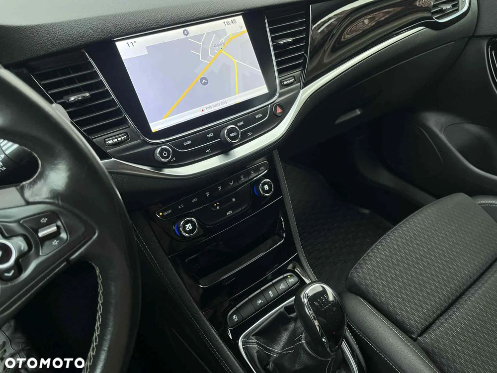 Opel Astra 1.4 Turbo Business - 13