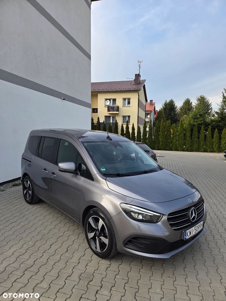 Mercedes-Benz Klasa T 180 Automatik Style - 21