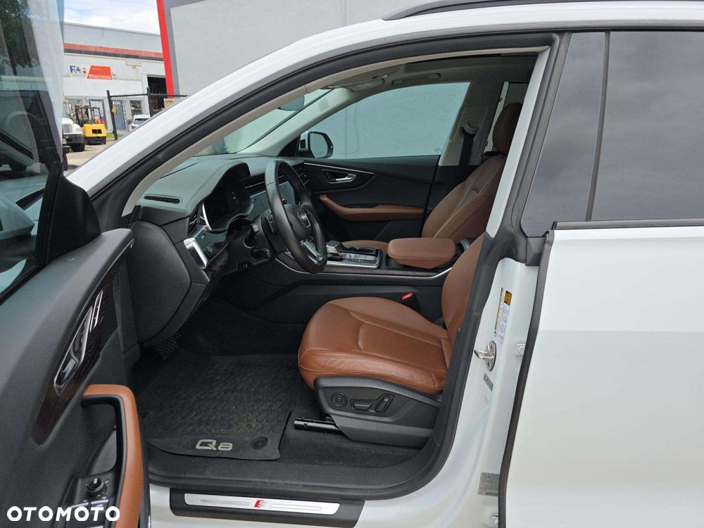 Audi Q8 55 TFSI mHEV Quattro Tiptronic - 13