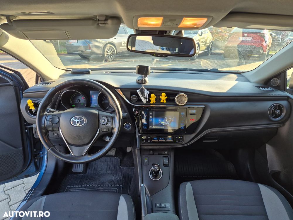 Toyota Auris 1.8 L VVT-i HSD Luna - 14