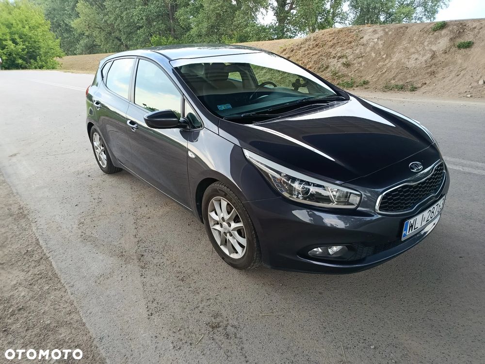 Kia Ceed 1.4 L - 3