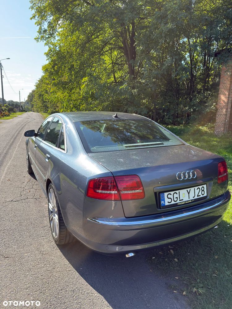 Audi A8 2004 photo 5
