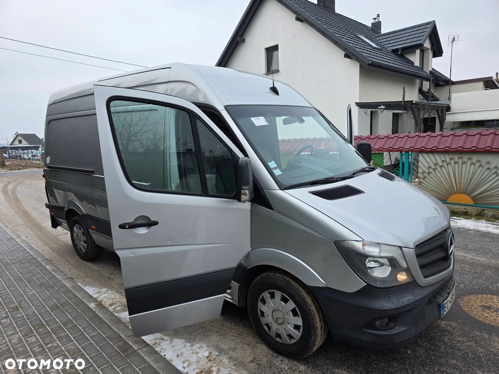 Mercedes-Benz Sprinter - 19