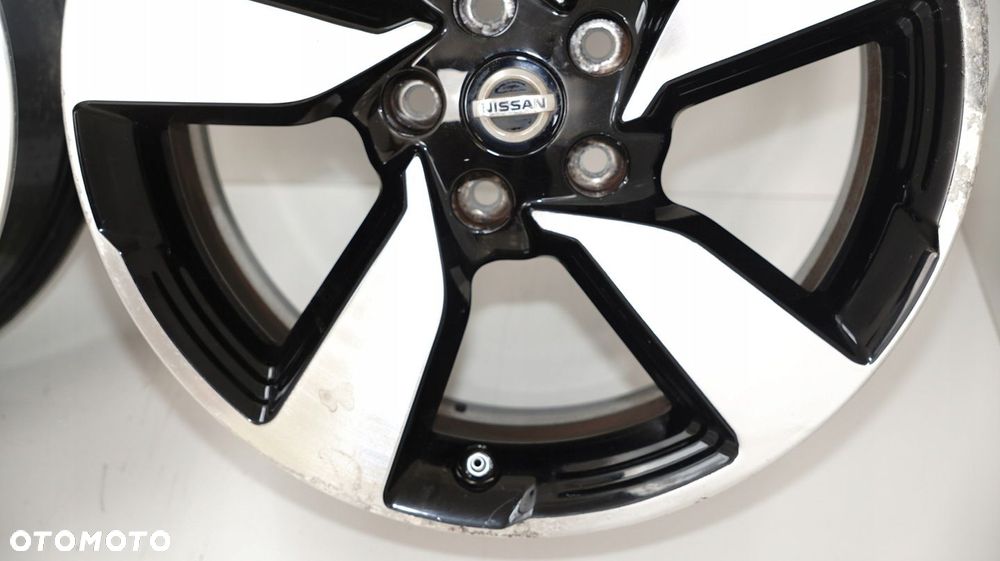 FELGI ALUMINIOWE NISSAN QASHQAI J11 13R- 5X114,3 7JX18 - 10