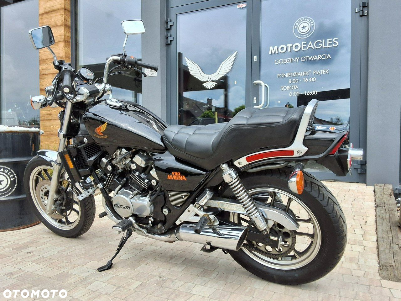 Honda VF - 10