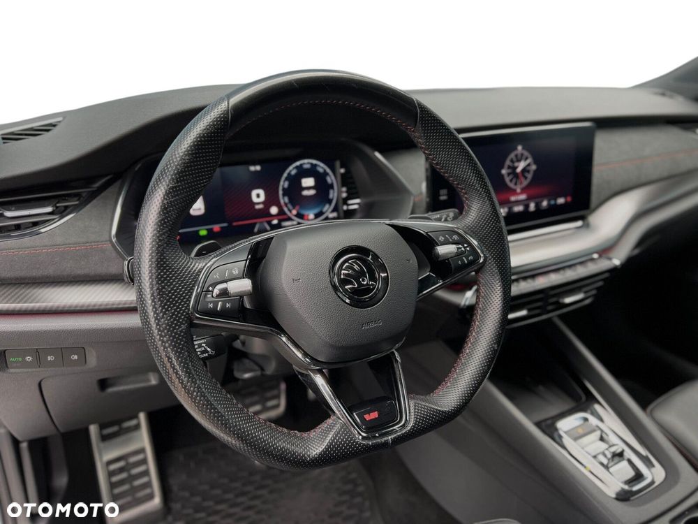 Skoda Octavia 2.0 TSI RS DSG - 11