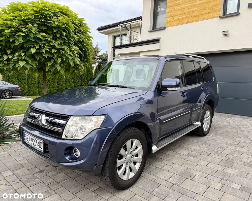 Mitsubishi Pajero 3.8 V6 Automatik Instyle - 1