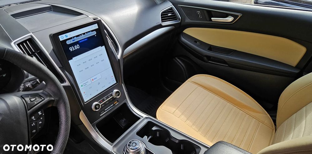 Ford Edge - 35