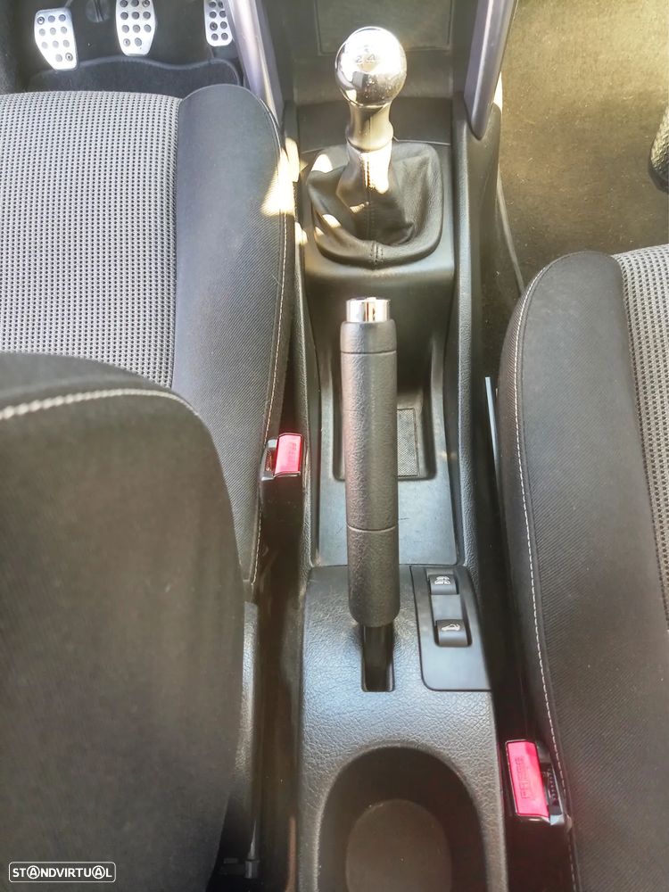 Peugeot 207 CC 120 VTi Sport - 8