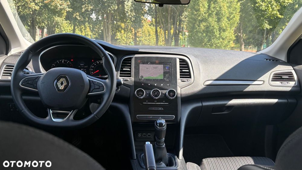 Renault Megane 1.0 TCe Zen - 10
