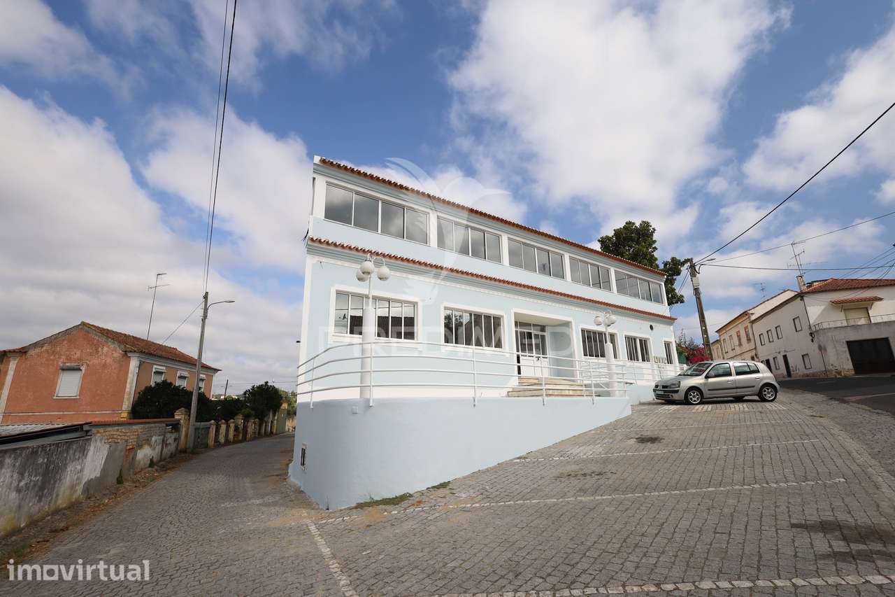 Espaço Comercial à Venda em Alferrarede - Abrantes - Grande imagem: 2/33