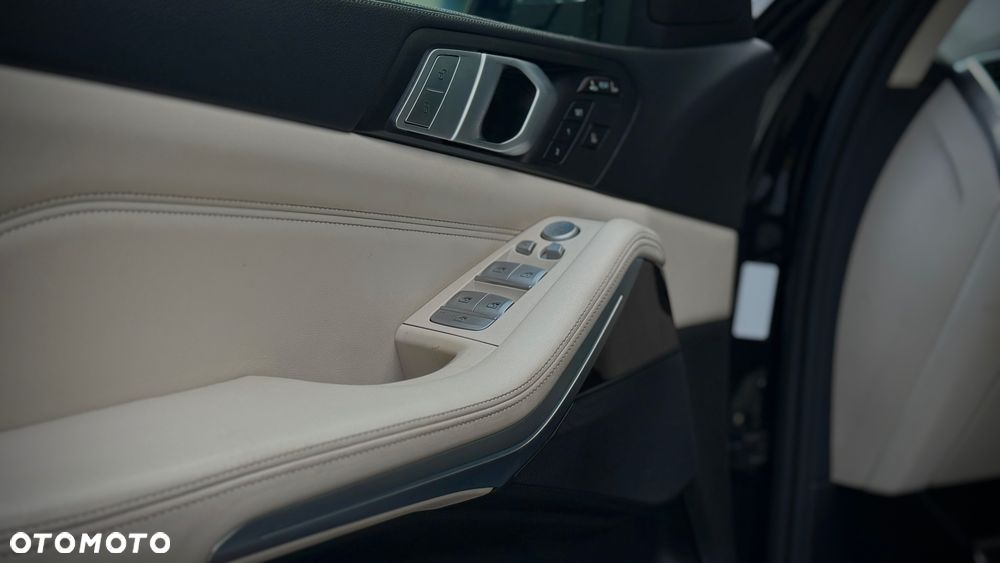 BMW X7 xDrive40i - 20