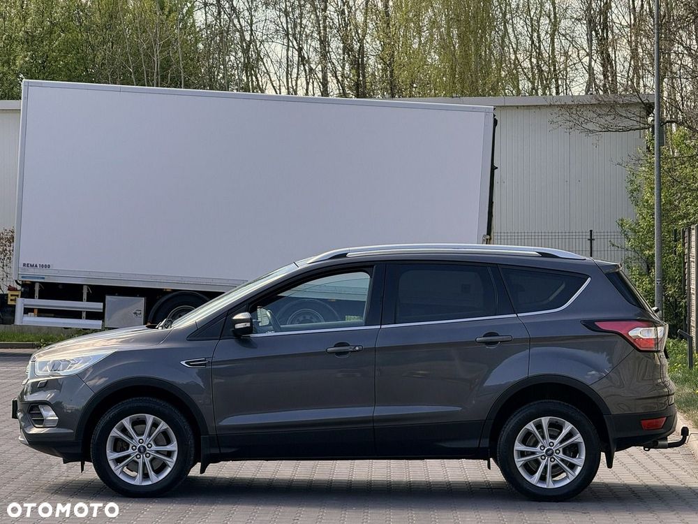 Ford Kuga - 23
