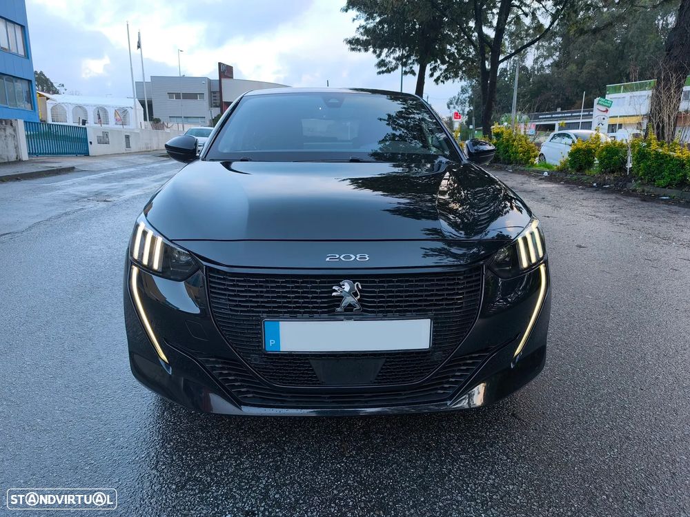 Peugeot e-208 GT - 24