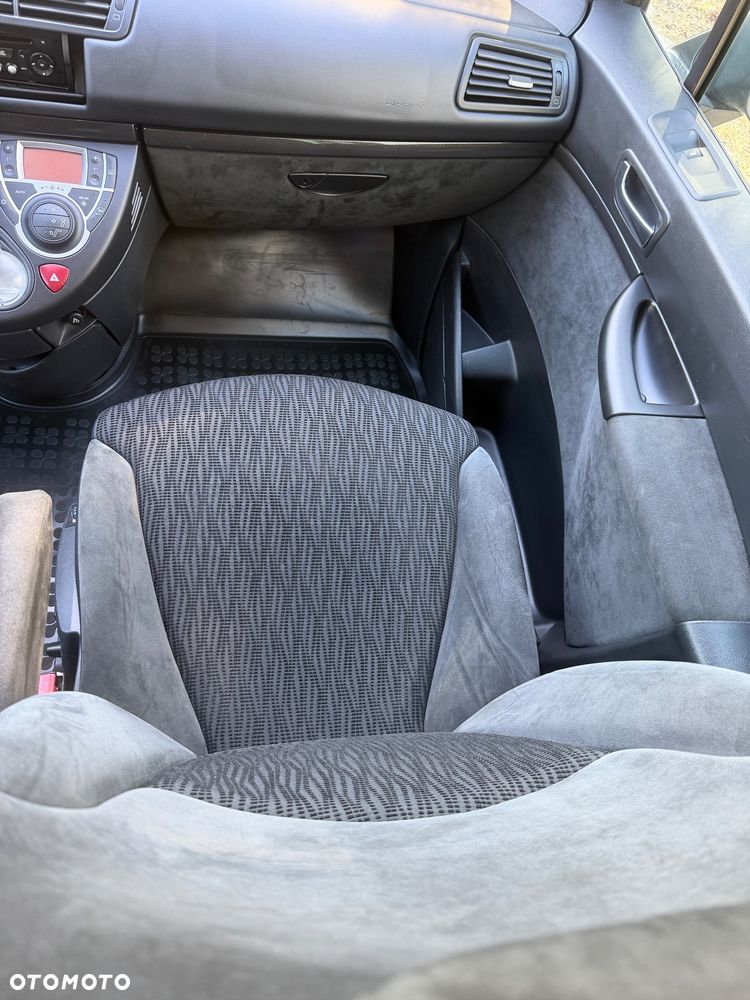 Citroën C8 HDi 165 Exclusive - 25