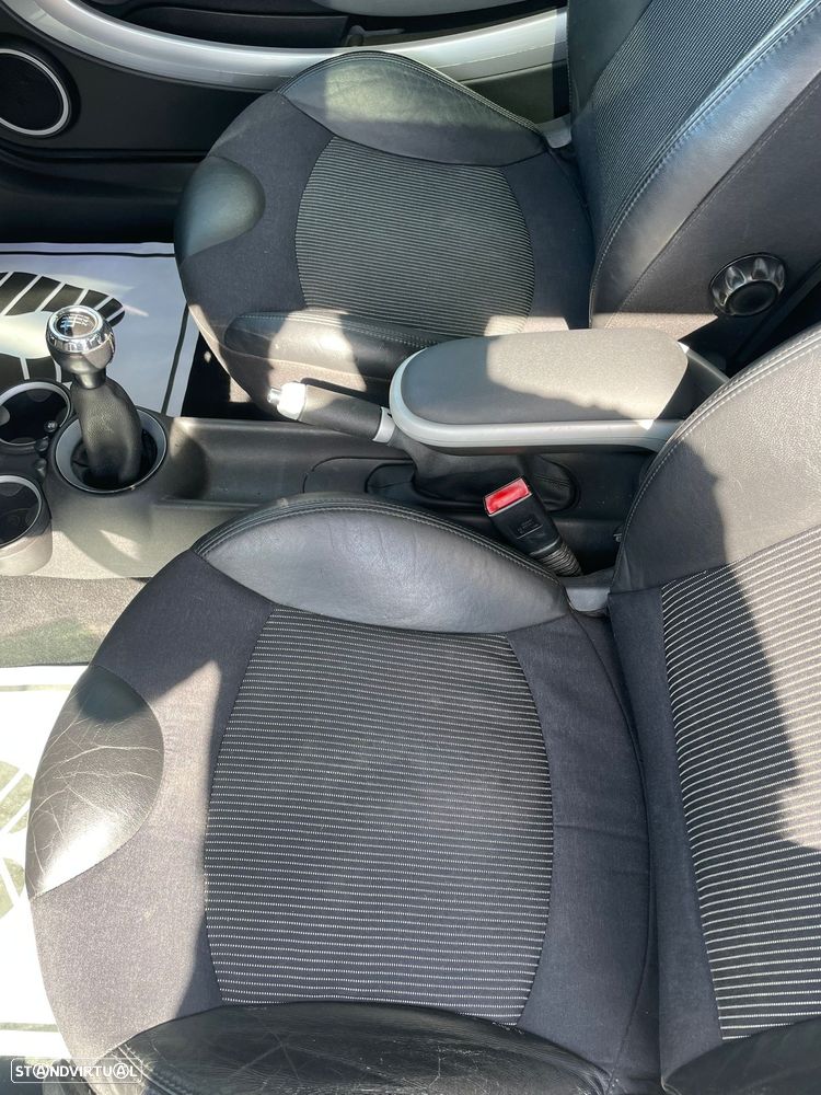 MINI 3 Portas Cooper D - 5