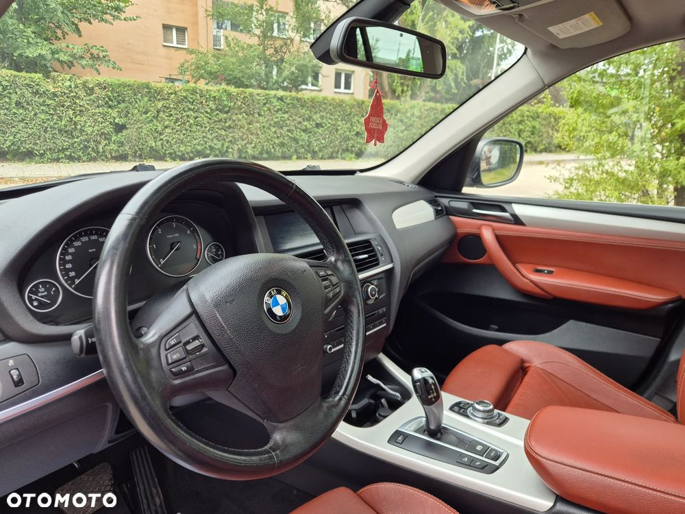 BMW X3 xDrive20d - 17