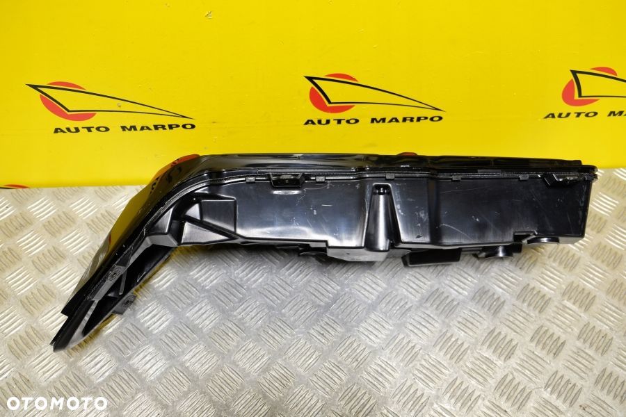 CHEVROLET CORVETTE C8 2019- LAMPA TYŁ PRAWA TYLNA LED USA - 5