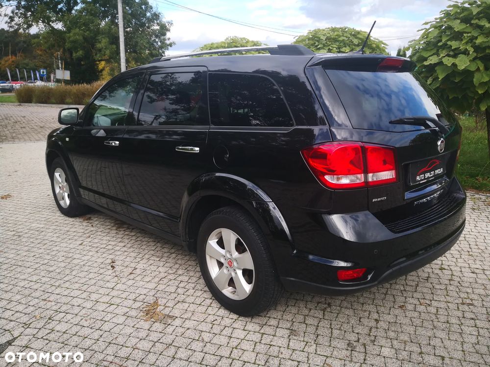 Fiat Freemont 2.0 Multijet 16V DPF Automatik Allrad Lounge - 2