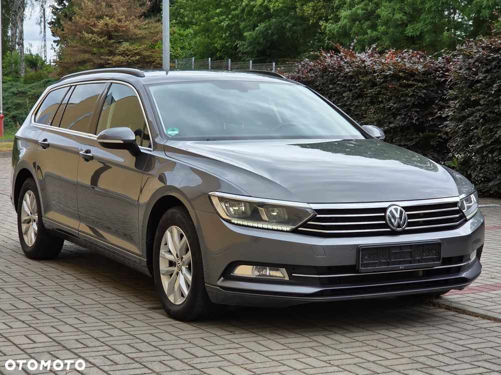 Volkswagen Passat 2.0 TDI SCR DSG Comfortline - 13