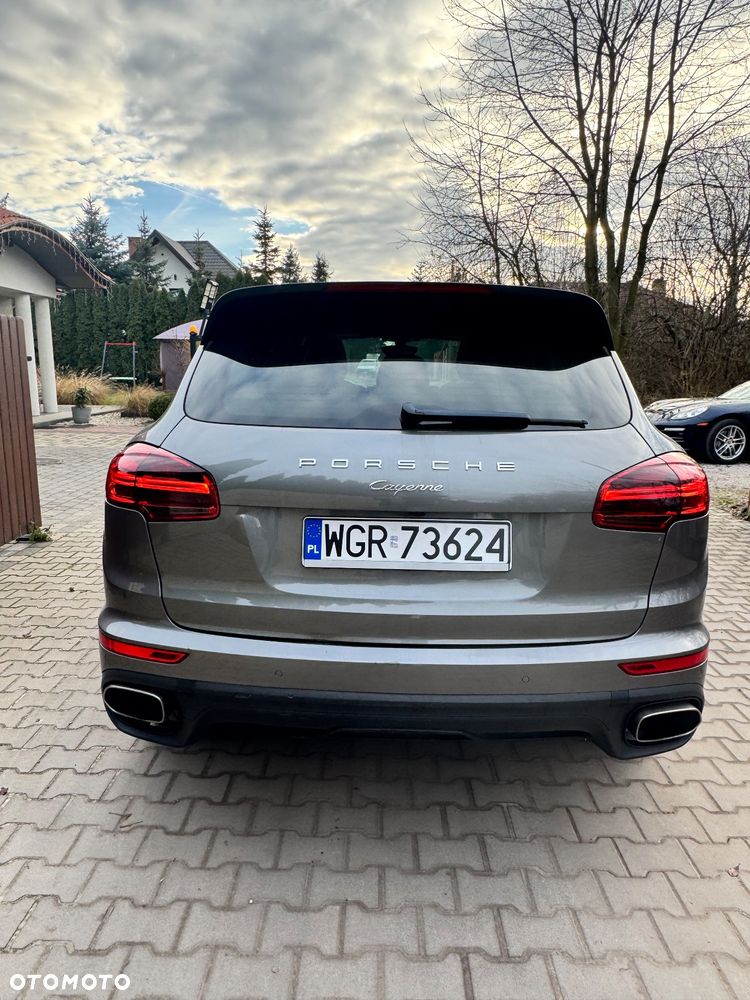 Porsche Cayenne - 6