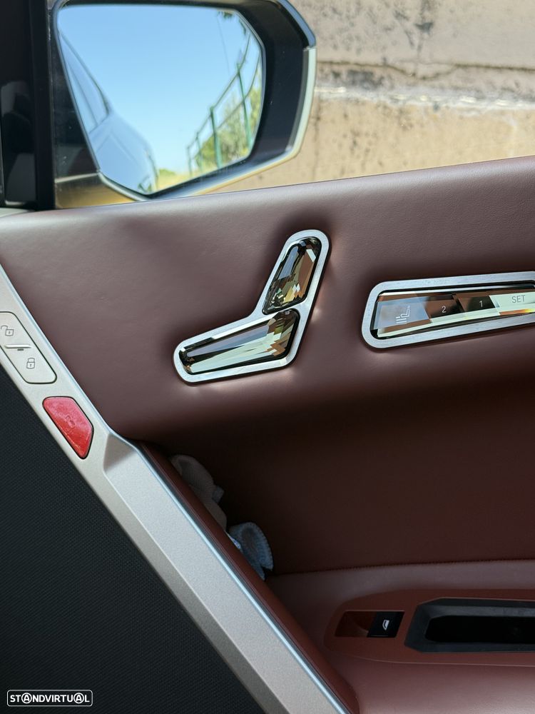 BMW iX M60 - 25