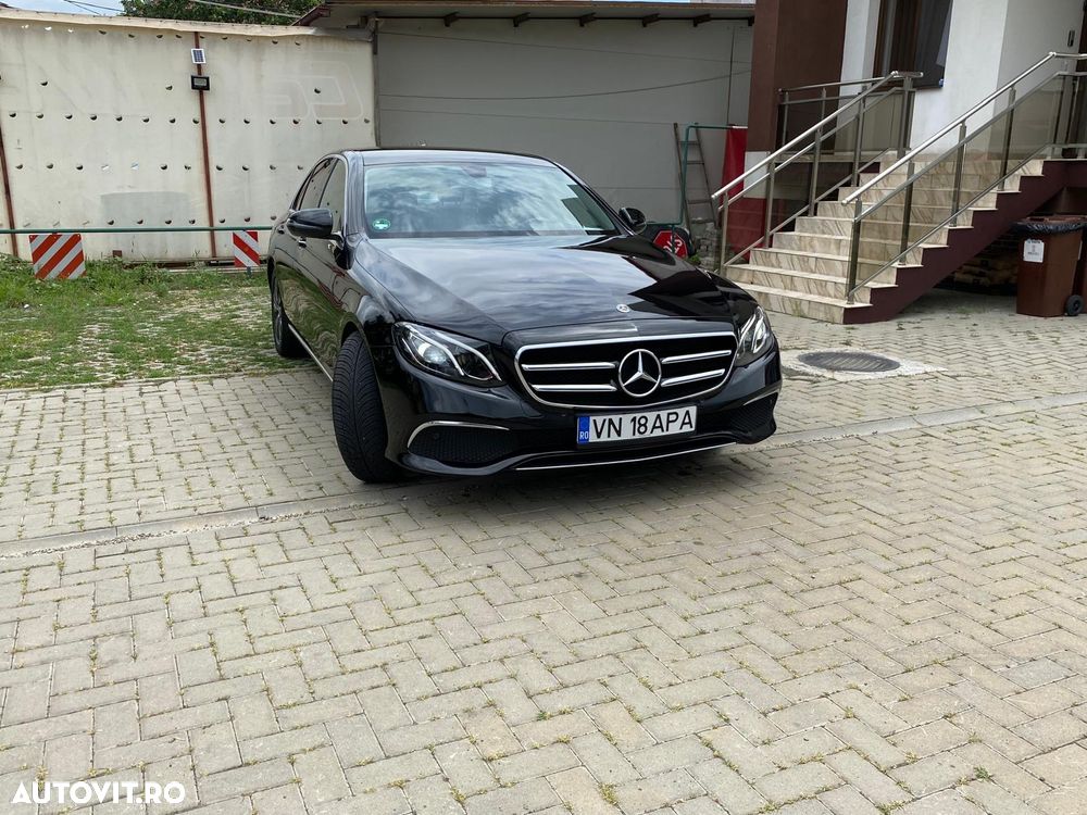 Mercedes-Benz E 220 d Aut. - 3