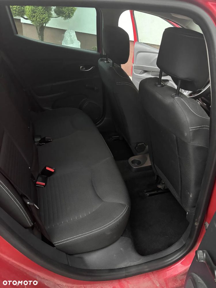 Renault Clio - 12