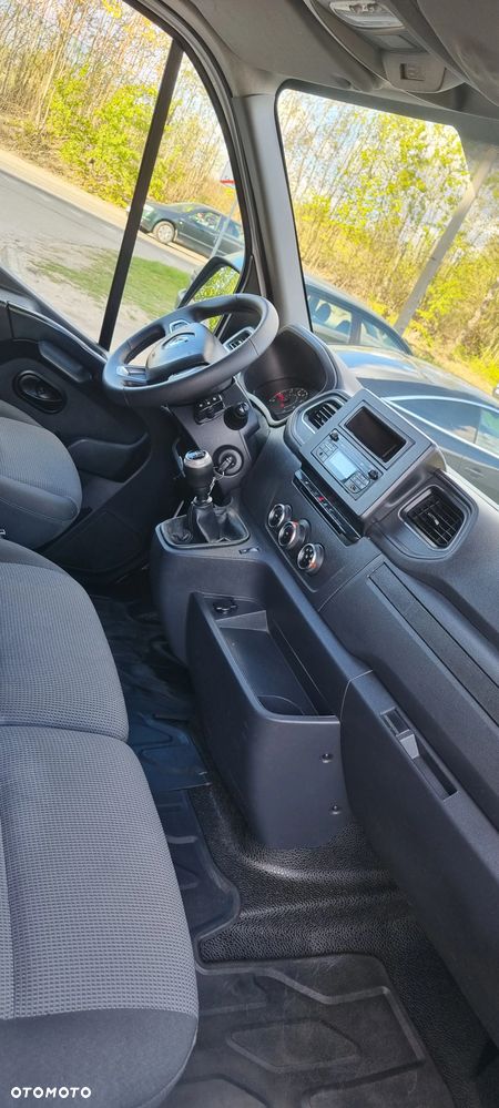 Renault Master - 36