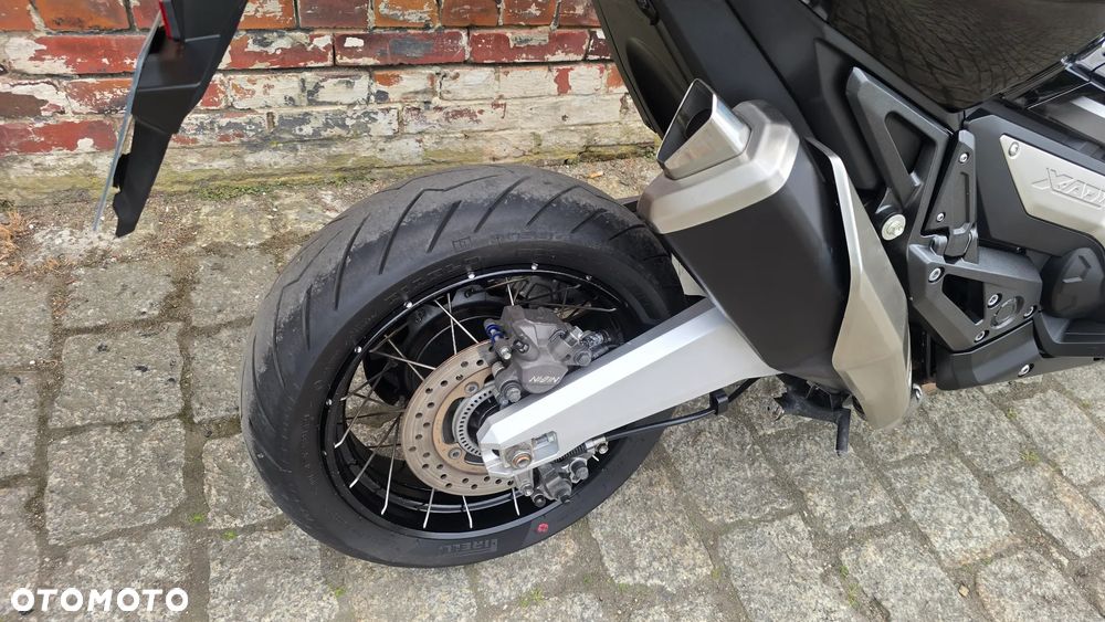Honda X-ADV - 24