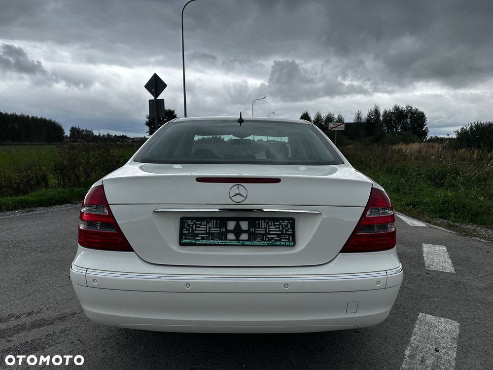 Mercedes-Benz Klasa E 350 4Matic Automatik Classic - 8