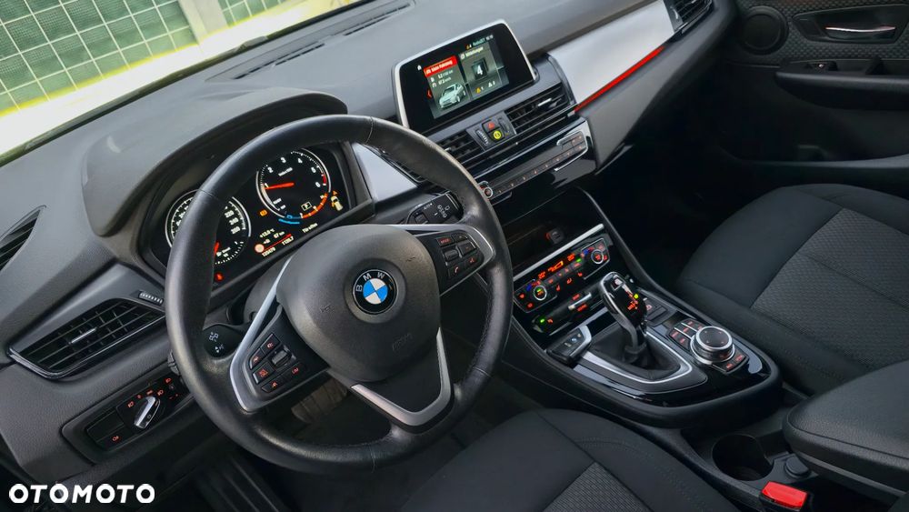 BMW Seria 2 218d Active Tourer Sport-Aut Advantage - 17